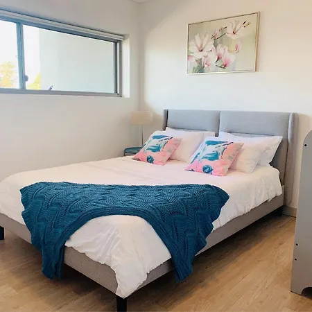 Beautiful Home Close To Shopping Mall And Train Hornsby Exterior photo